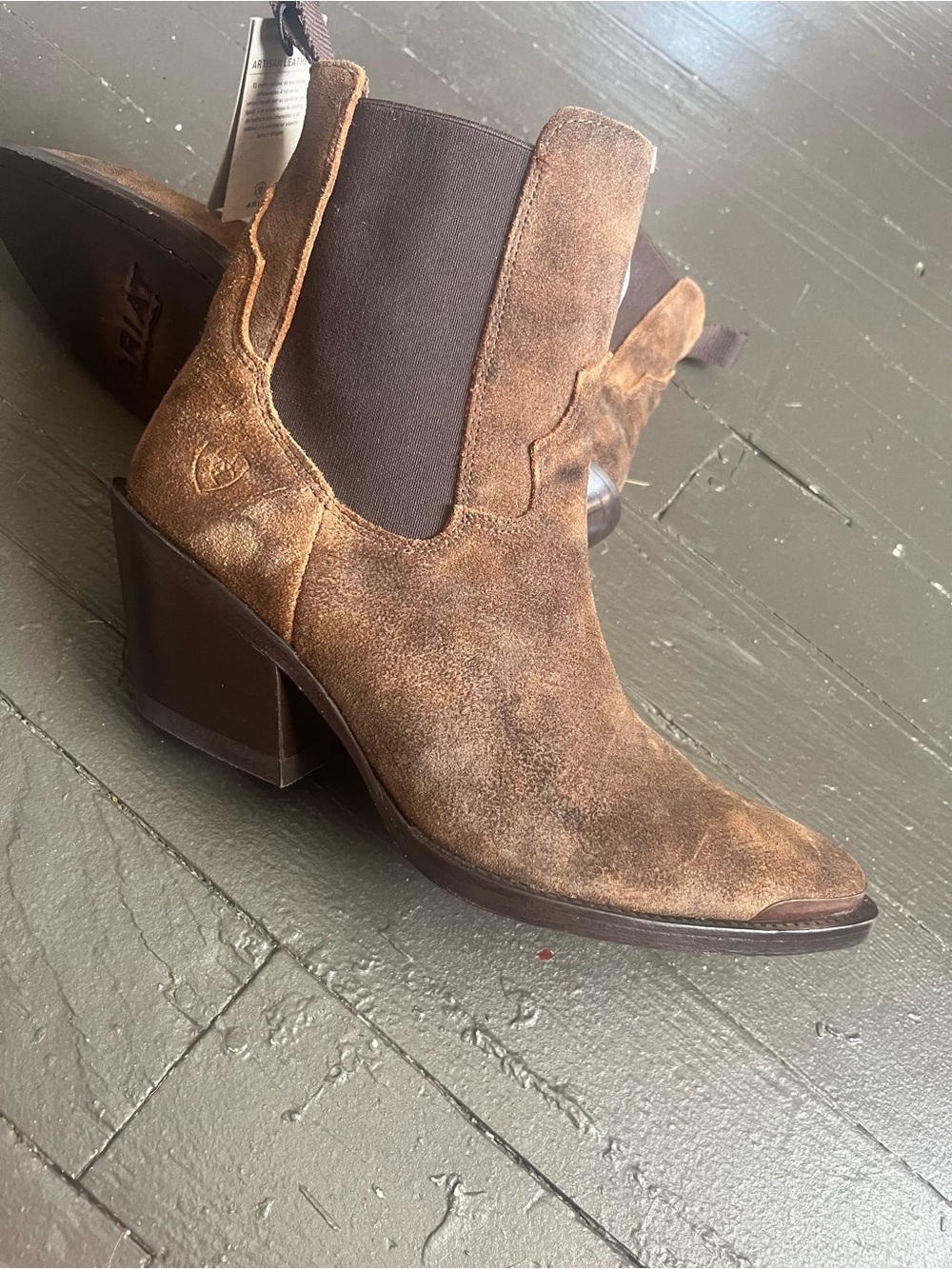 Ariat Shiloh Dark Ginger Suede Western Chelsea Heeled Boots - Picture 3 of 13